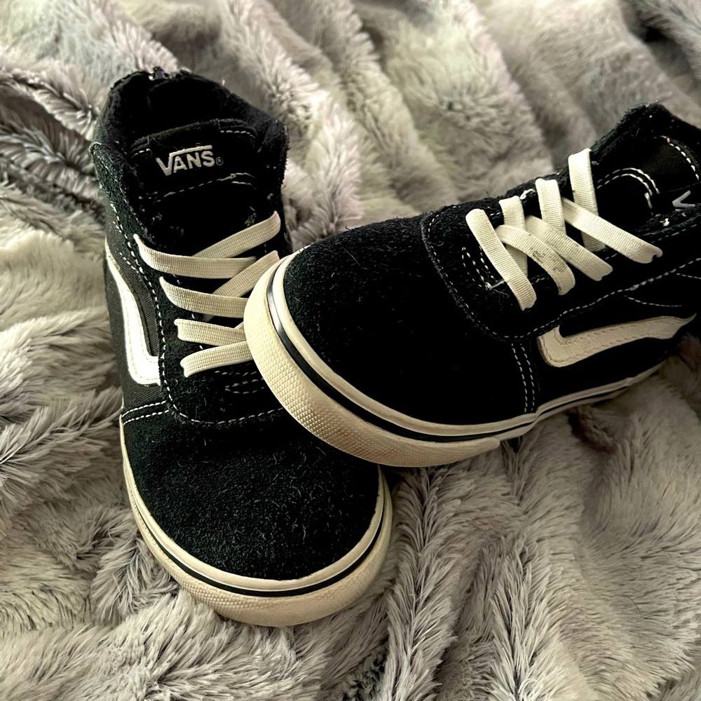 VANS INFANT & TODDLER FILMORE HIGH-TOP ZIP-UP SNEAKERS